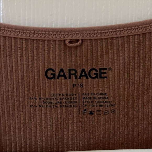 Garage Stella Seamless Plunge Tank Top V Neck - Picture 4 of 4